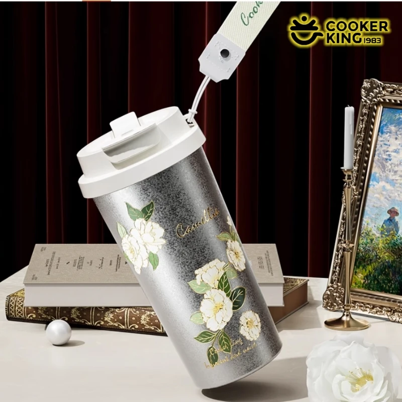 COOKER KING 520ml Pure Titanium Thermos Cup Flower Pattern Insulated Water Bottle with Straw&Strap Double Wall Vacuum Coffee Mug
COOKER KING 520ml Pure Titanium Thermos Cup Flower Pattern Insulated Water Bottle with Straw&Strap Double Wall Vacuum Coffee Mug