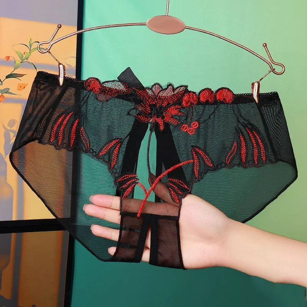 Womens Sheer New Styles Sexy Underwear Ultra-Thin Lingerie Lace Mesh See Through Embroidery Crotchless Breathable Sexy Panties
Womens Sheer New Styles Sexy Underwear Ultra-Thin Lingerie Lace Mesh See Through Embroidery Crotchless Breathable Sexy Panties