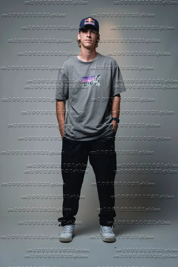 Men's Summer New 3d Hot Printed Short Sleeved T-Shirt Breathable And Quick Drying Sikc Fashionable Round Neck Outdoor Comfort
Men's Summer New 3d Hot Printed Short Sleeved T-Shirt Breathable And Quick Drying Sikc Fashionable Round Neck Outdoor Comfort