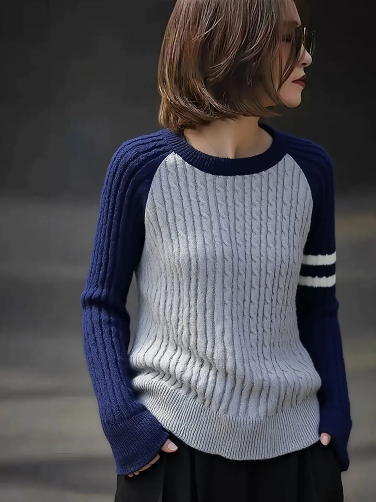 Корейский стильный комфортный вязаный свитер с длинными рукавами и цветными блоками, модный повседневный зимний свитер для женщин, мягкий, с круглым вырезом
Корейский стильный комфортный вязаный свитер с длинными рукавами и цветными блоками, модный повседневный зимний свитер для женщин, мягкий, с круглым вырезом