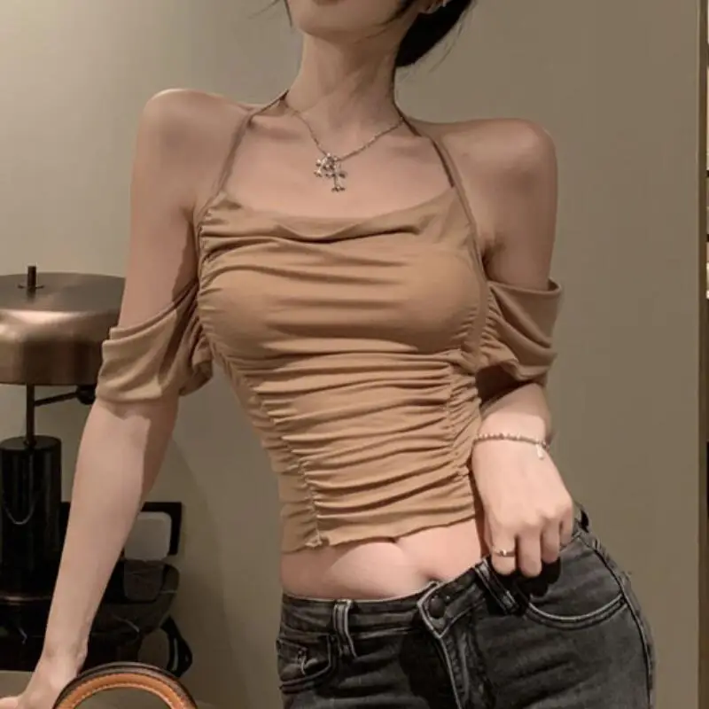 Сексуальная горячая девушка, чистое желание, висячая шея на одно плечо, топ на бретельках с открытой спиной для женщин, короткая талия, футболка с короткими рукавами
Сексуальная горячая девушка, чистое желание, висячая шея на одно плечо, топ на бретельках с открытой спиной для женщин, короткая талия, футболка с короткими рукавами