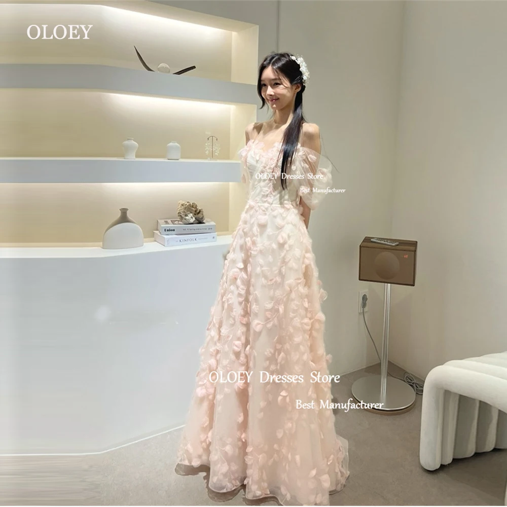 OLOEY Elegat Floral Lace A Line Wedding Dresses Korea Photoshoot Off Shoulder A Line Bride Dress Evening Gowns Corset Back
OLOEY Elegat Floral Lace A Line Wedding Dresses Korea Photoshoot Off Shoulder A Line Bride Dress Evening Gowns Corset Back