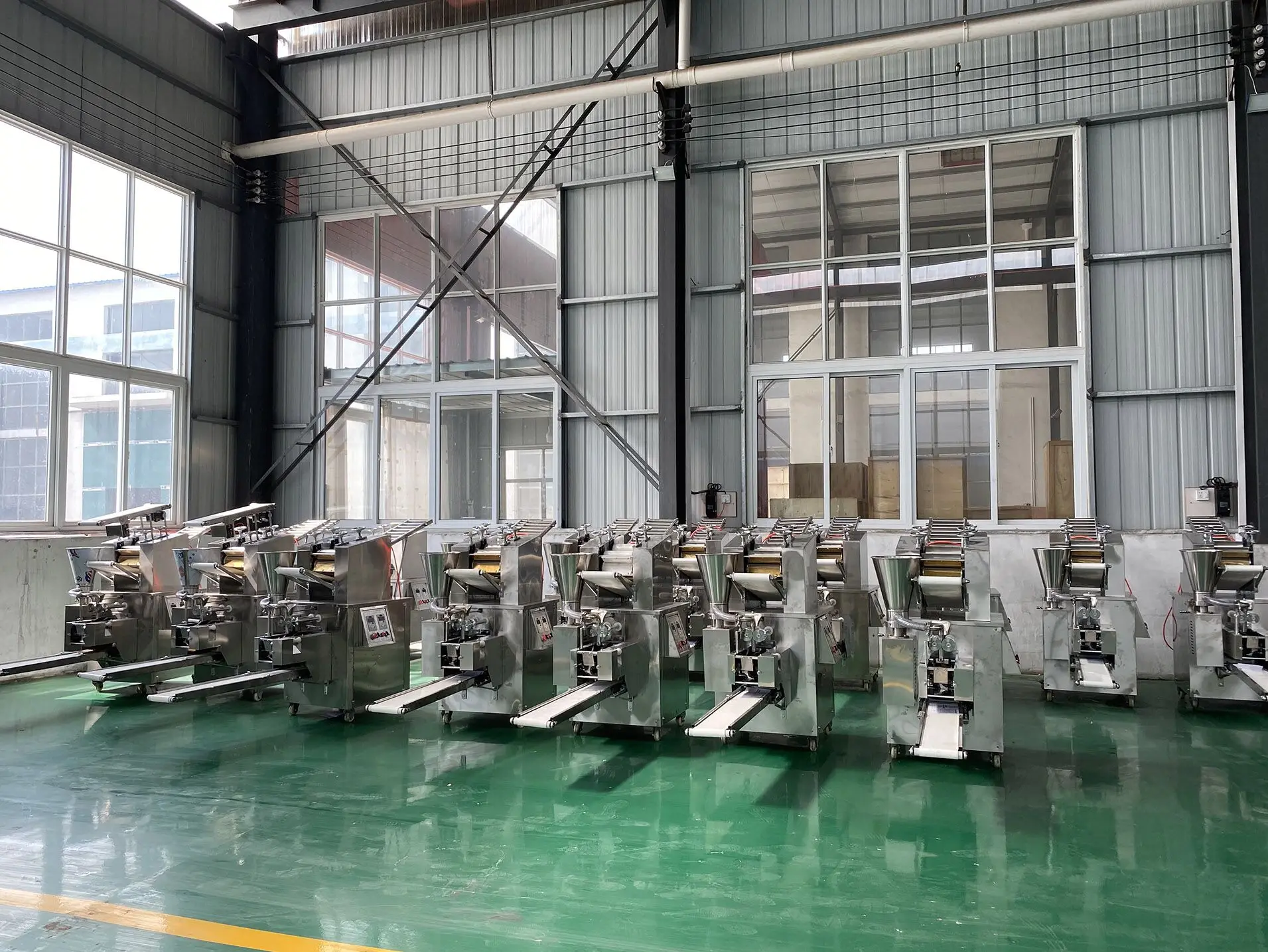 Automatic Dumpling Machine Empanada Maker Machine Dumplings Making Machine
Automatic Dumpling Machine Empanada Maker Machine Dumplings Making Machine