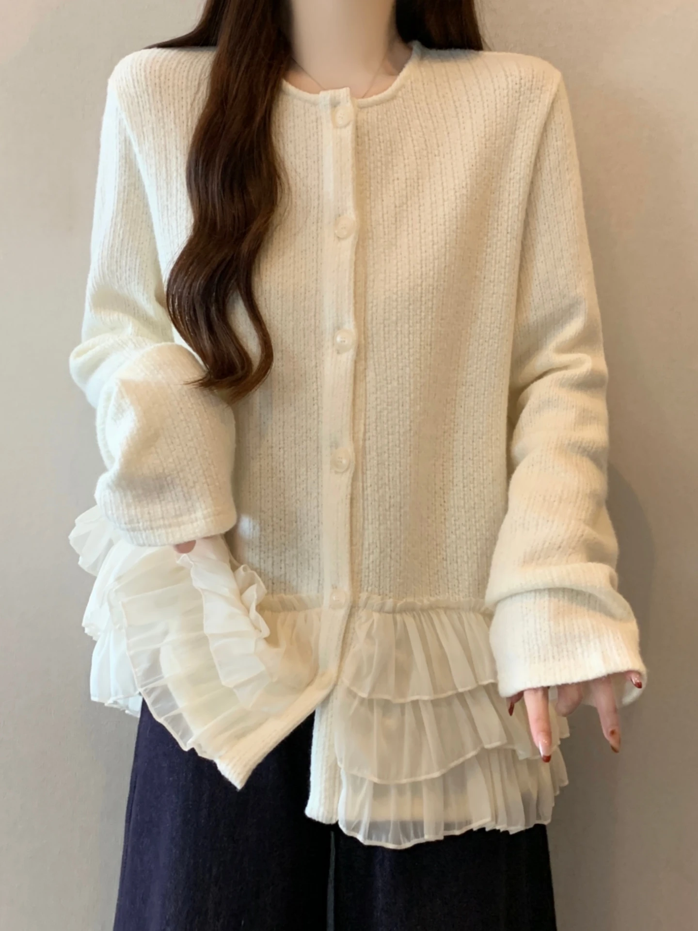 Lace Splice Knitted Open Cardigan Sweater Women's Spring Autumn New Large Size Luxury Top Small Fragrance Style Korean Version
Lace Splice Knitted Open Cardigan Sweater Women's Spring Autumn New Large Size Luxury Top Small Fragrance Style Korean Version