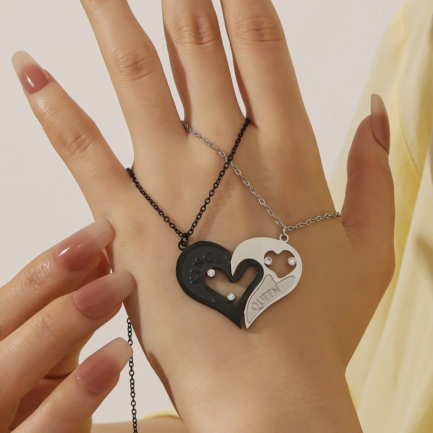 Custom Name Couples Heart Necklace I Love You Couples Necklace Set Stainless steel Heart Necklace Men Women Lovers Couple Heart
Custom Name Couples Heart Necklace I Love You Couples Necklace Set Stainless steel Heart Necklace Men Women Lovers Couple Heart
