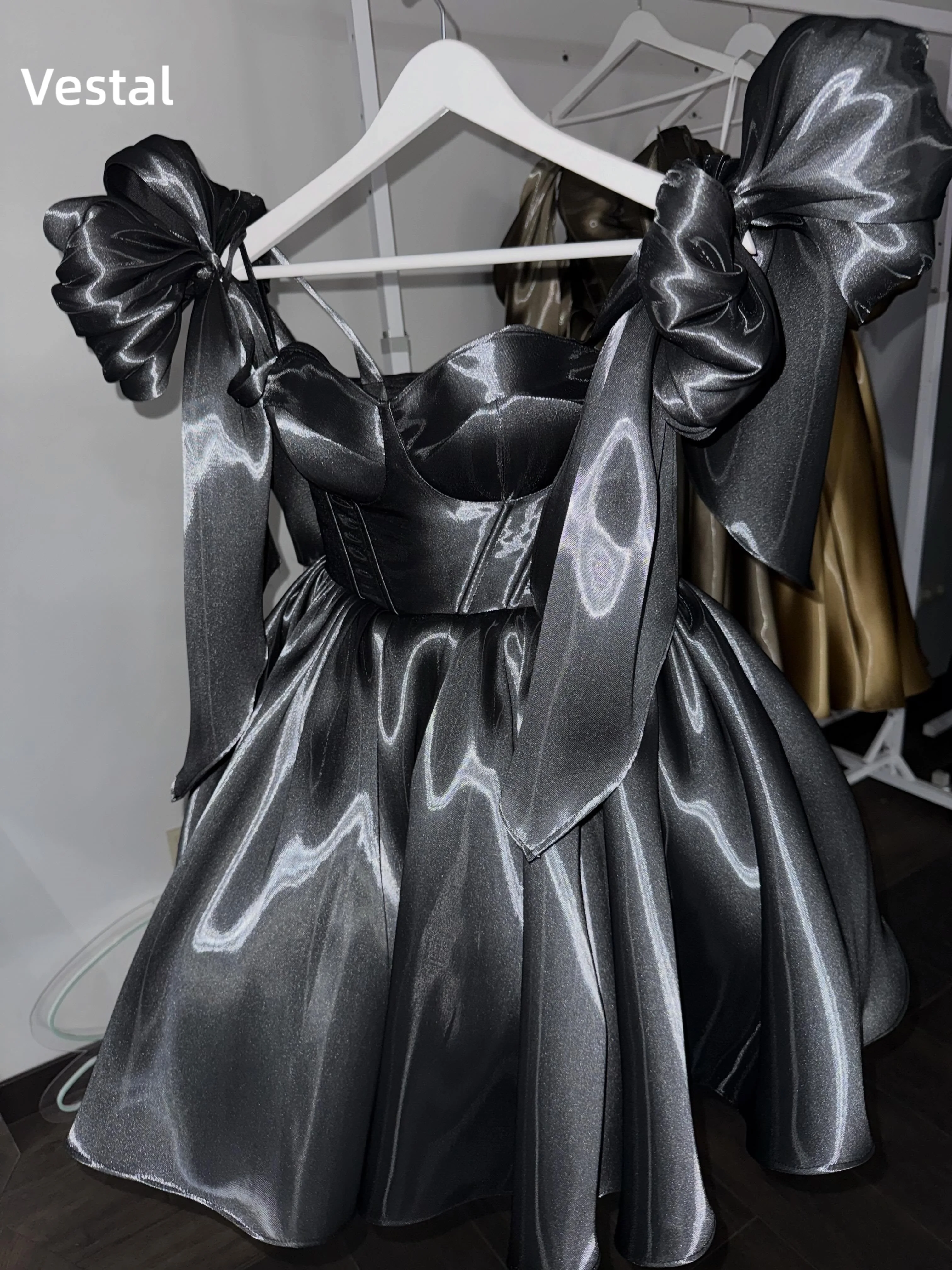 Black Satin Off Shoulder Short Prom Dress with Bow Sleeves Corset A Line Homecoming Dress Birthday Party Evening Customized
Black Satin Off Shoulder Short Prom Dress with Bow Sleeves Corset A Line Homecoming Dress Birthday Party Evening Customized