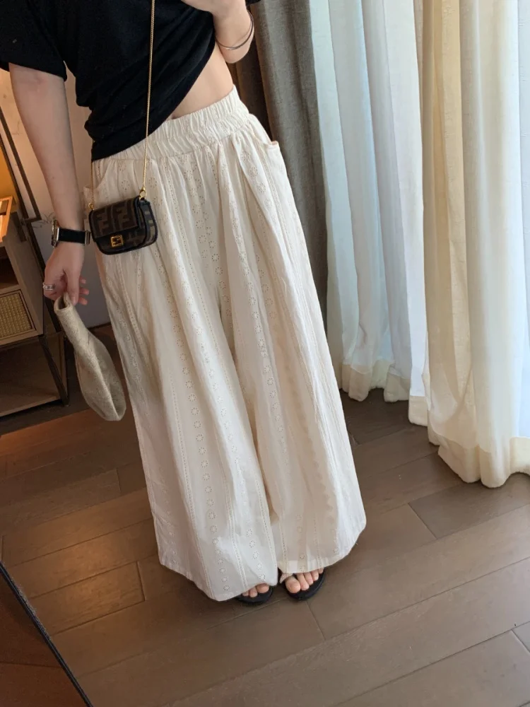 Bling Bubble Retro Embroidered Hollow out Loose Waist Cotton Feel Casual Wide Leg Long Pants High Waist Regular Thickness
Bling Bubble Retro Embroidered Hollow out Loose Waist Cotton Feel Casual Wide Leg Long Pants High Waist Regular Thickness
