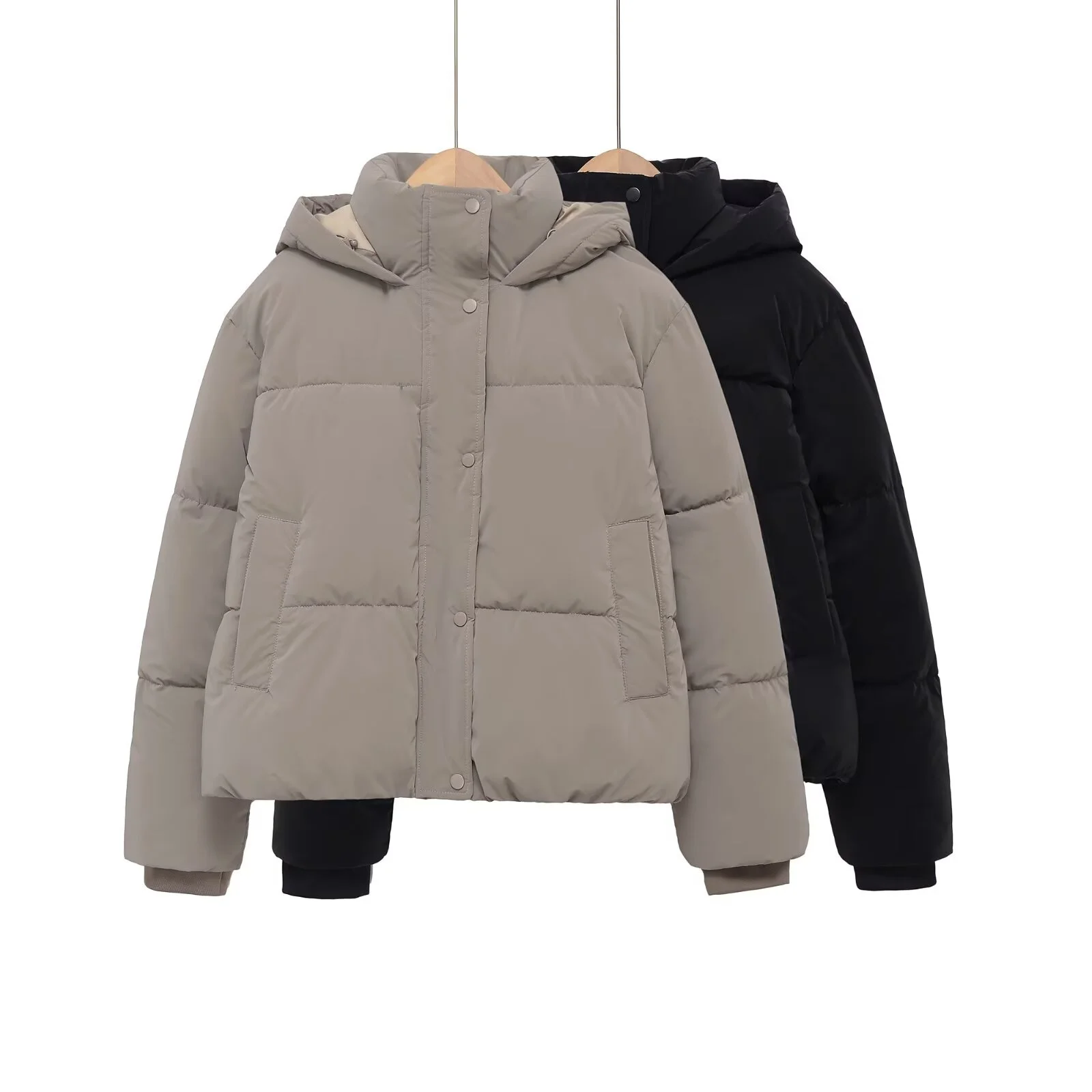 2025 Winter New Women's Casual Fashionable Versatile Commuter Style Long-sleeved Short Hooded Thick Jacket Cotton Coat
2025 Winter New Women's Casual Fashionable Versatile Commuter Style Long-sleeved Short Hooded Thick Jacket Cotton Coat