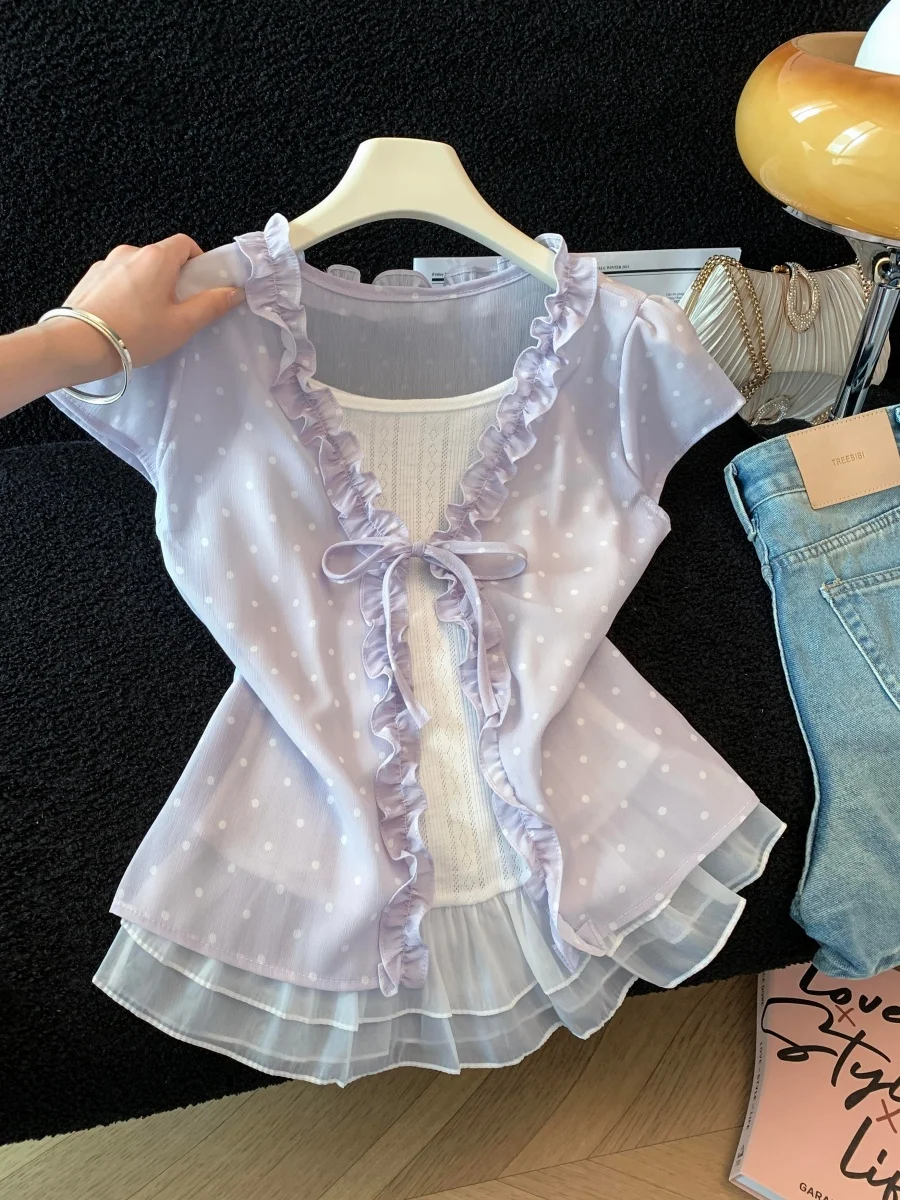 Summer New Style Women's Two-Piece Set Polka Dot Ruffle Lace Blouse Skirt Flounce Overlap Wear Wooden Ear Tie Belt
Summer New Style Women's Two-Piece Set Polka Dot Ruffle Lace Blouse Skirt Flounce Overlap Wear Wooden Ear Tie Belt