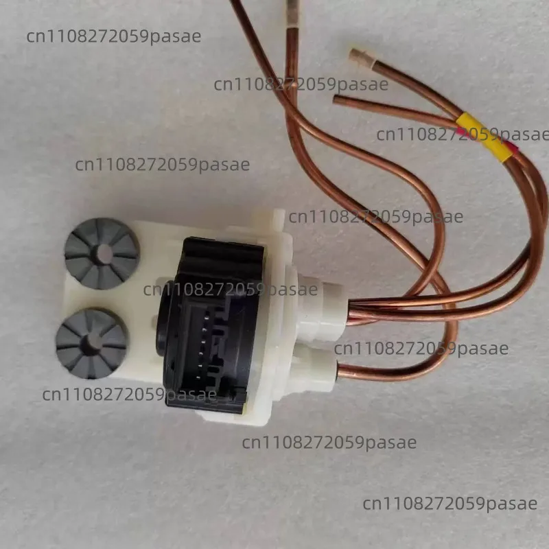 Электромагнитный клапан для холодильника RF60K9560SR/SC, запасная часть
Электромагнитный клапан для холодильника RF60K9560SR/SC, запасная часть