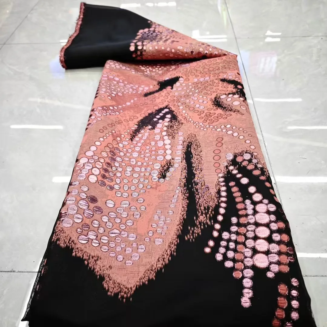 African Brocade Lace Fabrics 2025 Latest Nigerian French Tulle Damask Lace 5 Yards Jacquard for Sewing Women Party Dress HHD6313
African Brocade Lace Fabrics 2025 Latest Nigerian French Tulle Damask Lace 5 Yards Jacquard for Sewing Women Party Dress HHD6313