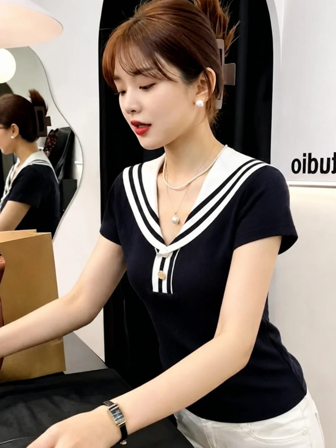 Summer 2026 Slim Fit Color Block T-Shirt Korean Style Design Versatile Short Sleeve Top Youthful Commute Fashion Trend
Summer 2026 Slim Fit Color Block T-Shirt Korean Style Design Versatile Short Sleeve Top Youthful Commute Fashion Trend