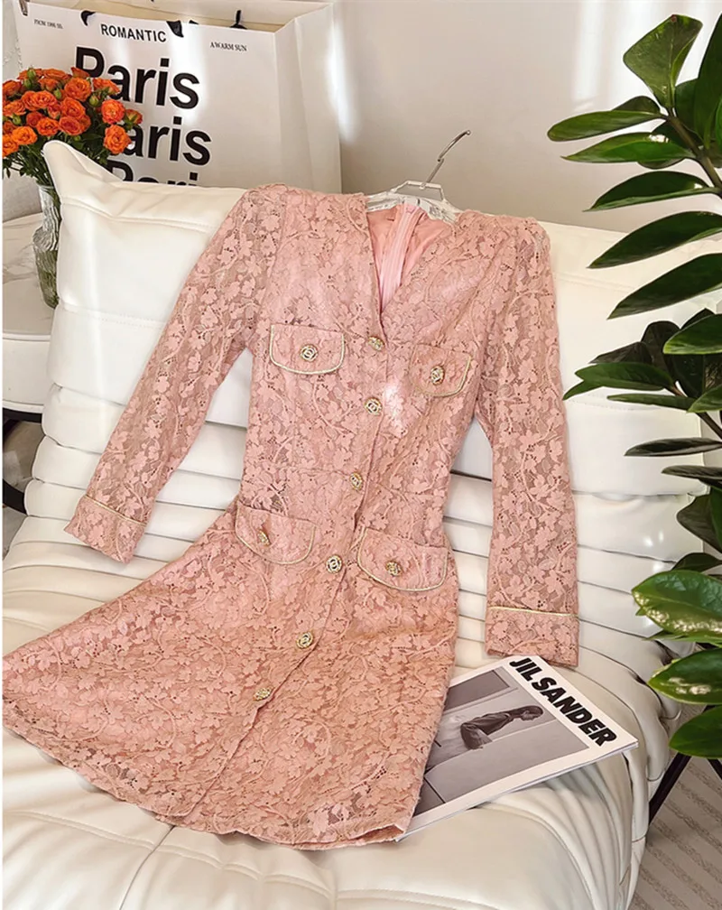 2022 New Fashion Runway Autumn Pink Lace Dress Women's V-Neck Long Sleeve Single-Breasting Elegant Party Vestidos
2022 New Fashion Runway Autumn Pink Lace Dress Women's V-Neck Long Sleeve Single-Breasting Elegant Party Vestidos