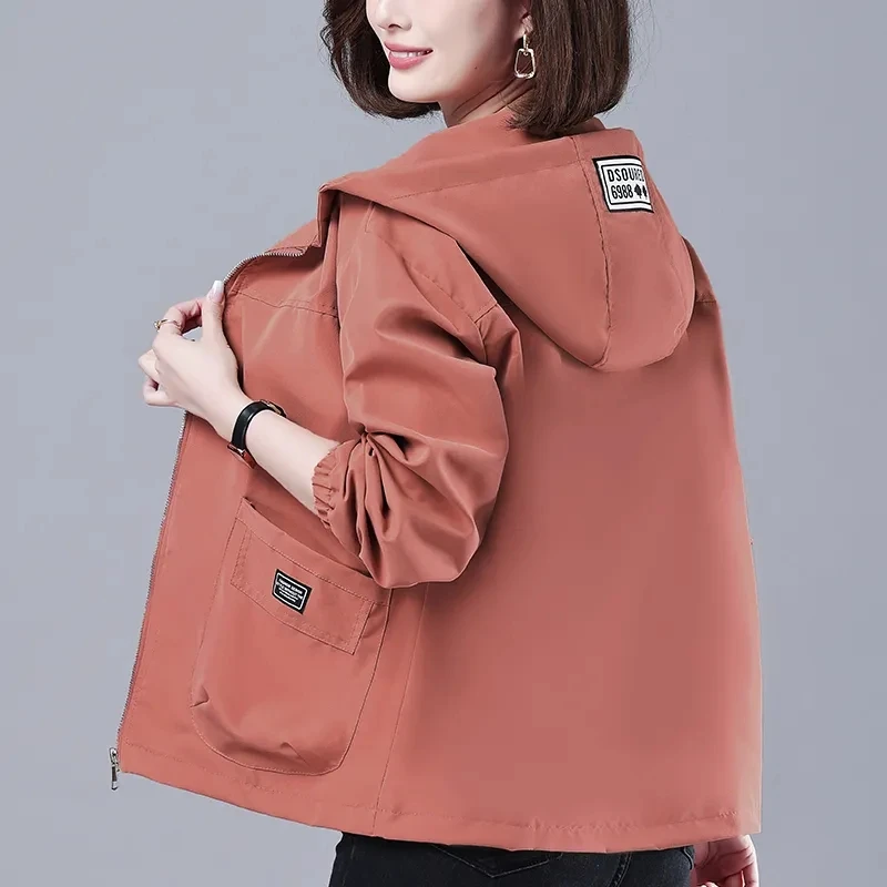 Women With Big pockets Windbreaker Middle-Aged Mother's Hooded Short Jacket Women's 2023 Spring Autumn New Loose Outwear M-3XL
Women With Big pockets Windbreaker Middle-Aged Mother's Hooded Short Jacket Women's 2023 Spring Autumn New Loose Outwear M-3XL
