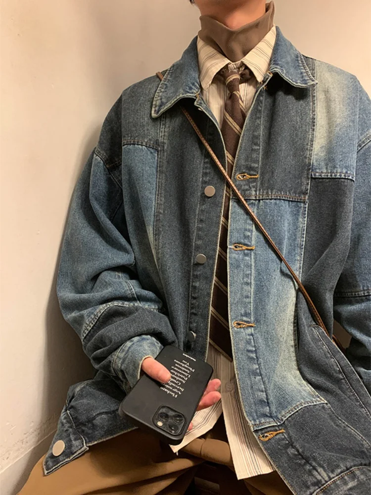 Мужская джинсовая куртка в стиле кэжуал с цветными вставками, осенняя новинка, американский ретро-стиль, свободный крой, длинный рукав, смесь хлопка и полиэстера
Мужская джинсовая куртка в стиле кэжуал с цветными вставками, осенняя новинка, американский ретро-стиль, свободный крой, длинный рукав, смесь хлопка и полиэстера