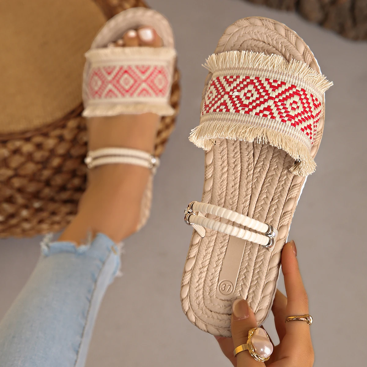 Women Shoes Fashion Corduroy Bow Flat Sandals Women Lightweight Non Slip Outdoor Slippers Summer Casual Soft Sole Beach Sandals
Women Shoes Fashion Corduroy Bow Flat Sandals Women Lightweight Non Slip Outdoor Slippers Summer Casual Soft Sole Beach Sandals