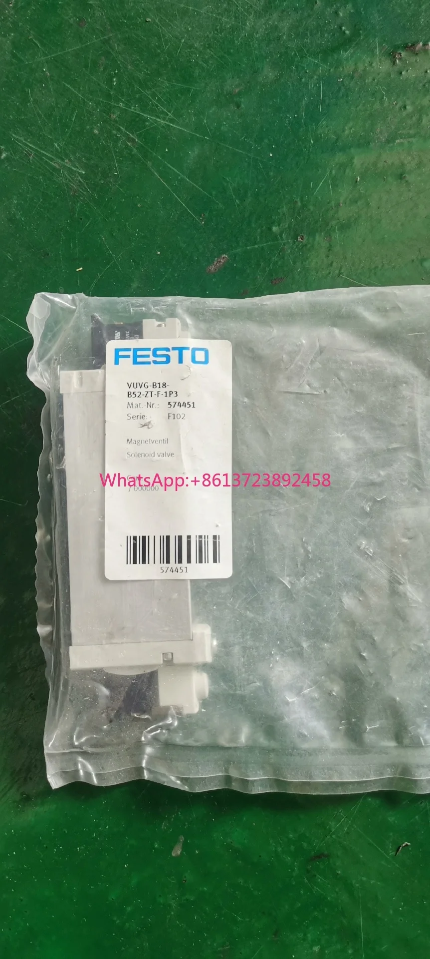 FESTO 574451 solenoid valve VUVG-B18-B52-ZT-F-1P3 high quality
FESTO 574451 solenoid valve VUVG-B18-B52-ZT-F-1P3 high quality