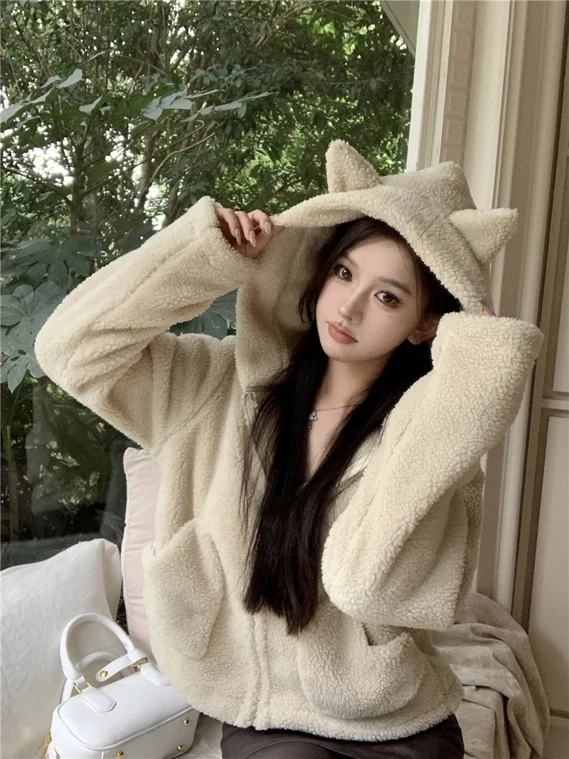 MiiiiX Hooded Berber Fleece Coat Versatile Loose Jacket Plush Zipper Thicken Warm Outerwear 2024 Winter Casual Women's Clothes
MiiiiX Hooded Berber Fleece Coat Versatile Loose Jacket Plush Zipper Thicken Warm Outerwear 2024 Winter Casual Women's Clothes