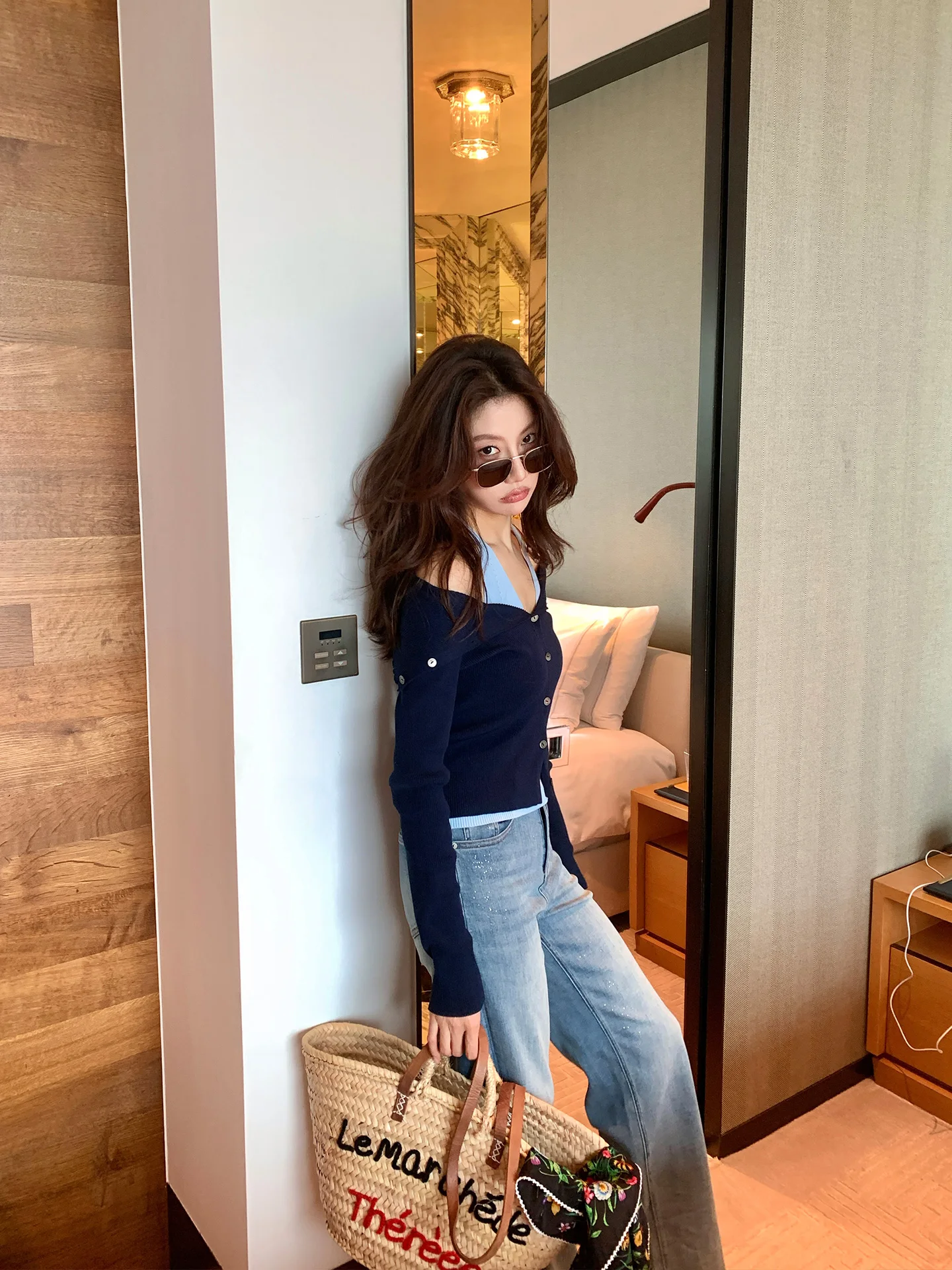 Dragon Xier Pure Desire One Shoulder Knitted Open Cardigan Women's Spring Summer Hanging Neck Color Block Top D347 Loose Style
Dragon Xier Pure Desire One Shoulder Knitted Open Cardigan Women's Spring Summer Hanging Neck Color Block Top D347 Loose Style