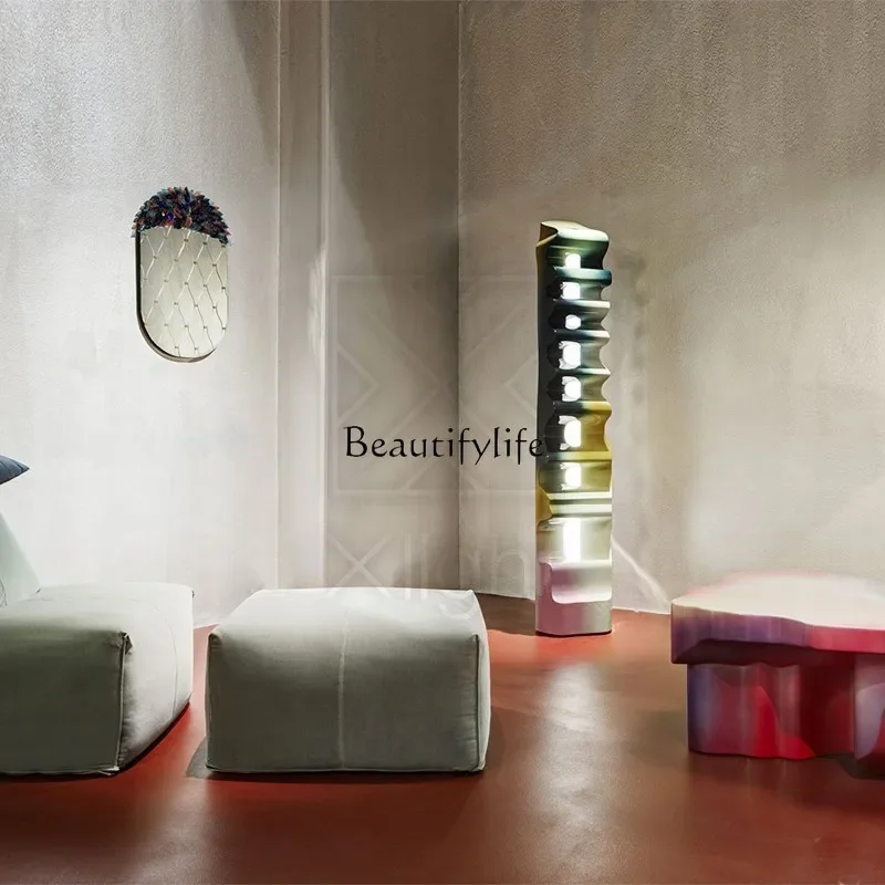 yj5 Italian modern creative personality art decoration strange multi-colored special-shaped metal can shine
yj5 Italian modern creative personality art decoration strange multi-colored special-shaped metal can shine
