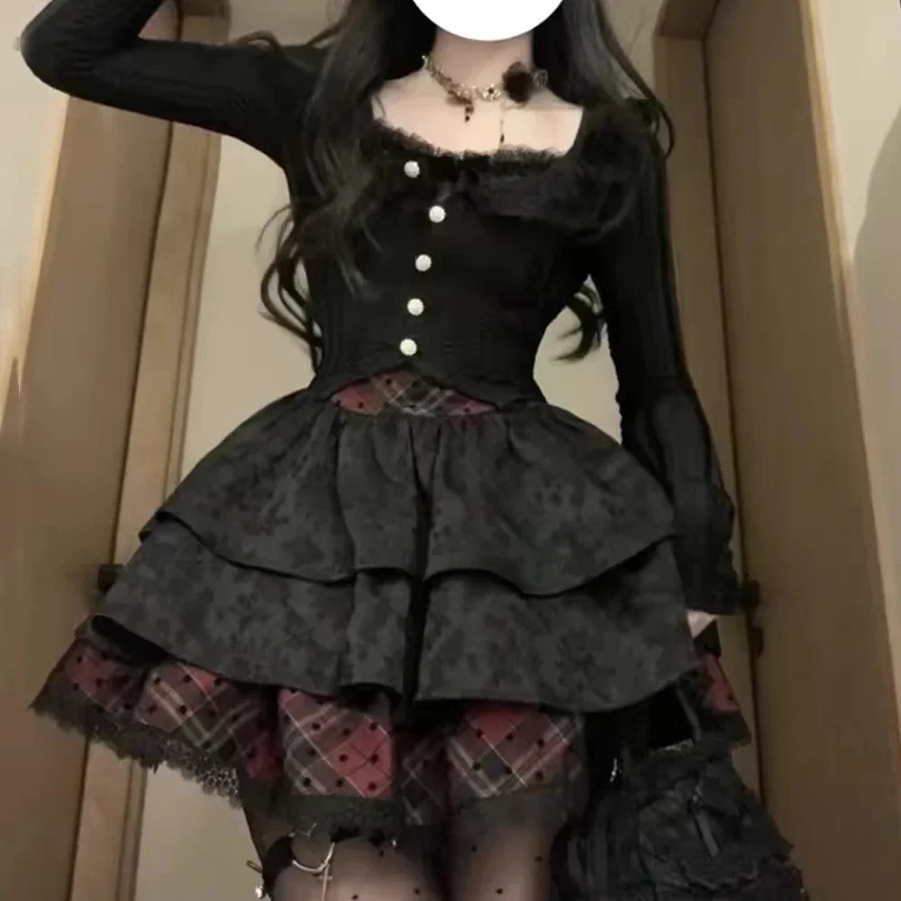 Winter Fashion 2000s Gothic Grunge Y2k Lace Dress Set Festival Short Prom 2 Piece Set Women Dark Academia Sexy Slim Party Suit
Winter Fashion 2000s Gothic Grunge Y2k Lace Dress Set Festival Short Prom 2 Piece Set Women Dark Academia Sexy Slim Party Suit