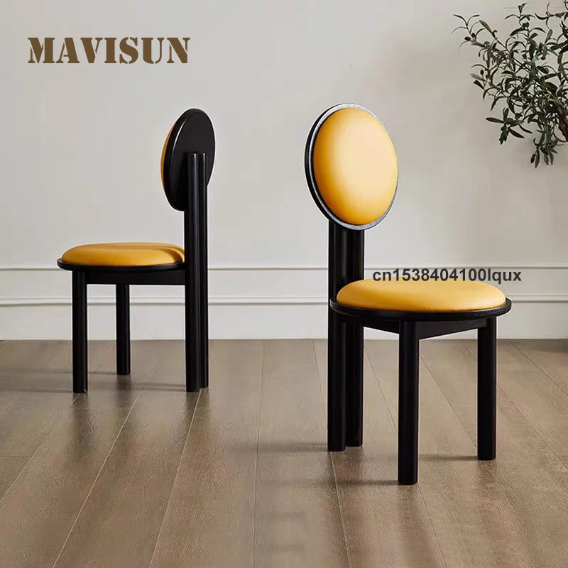 French Retro Style Small-Sized Dining Chair Solid Wood Frame Household Chair With Round Backrest Leather Chair Surface Of Chair
French Retro Style Small-Sized Dining Chair Solid Wood Frame Household Chair With Round Backrest Leather Chair Surface Of Chair