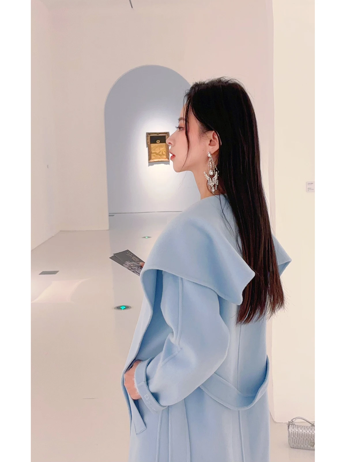 Double-Sided Camere Woolen Coat Navy Collar Long Length Belted Outerwear Ele Winter Outerwear by D Studio
Double-Sided Camere Woolen Coat Navy Collar Long Length Belted Outerwear Ele Winter Outerwear by D Studio