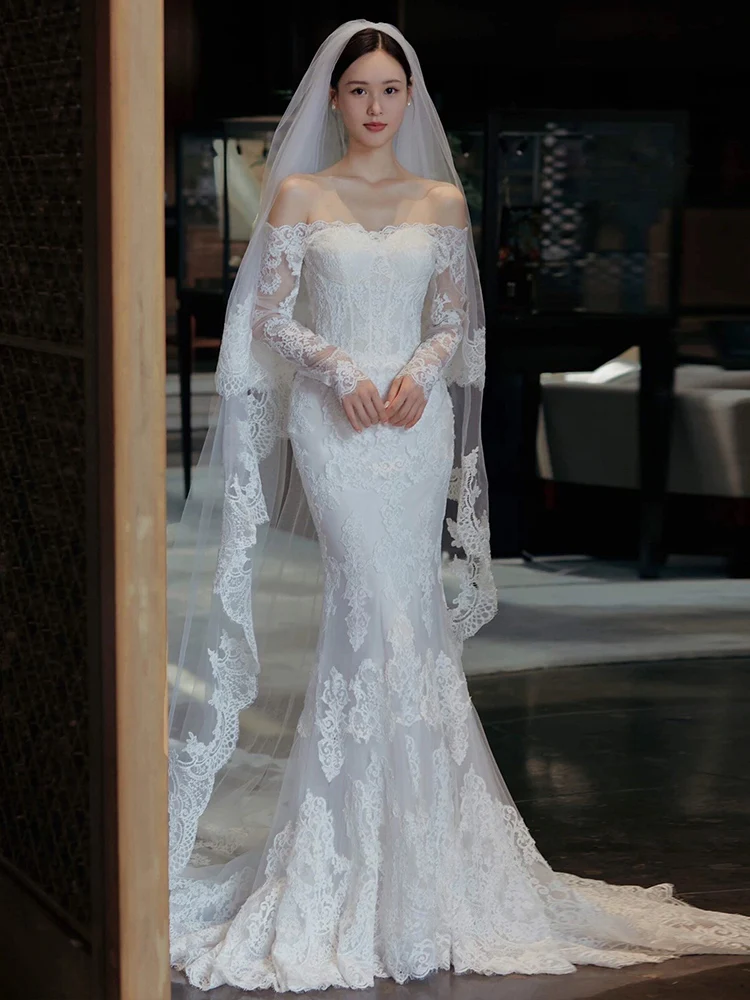 Элегантное кружевное платье с длинным рукавом на одно плечо, зимнее свадебное платье-русалка, легкое как воздух, винтажное, для церемоний на открытом воздухе
Элегантное кружевное платье с длинным рукавом на одно плечо, зимнее свадебное платье-русалка, легкое как воздух, винтажное, для церемоний на открытом воздухе