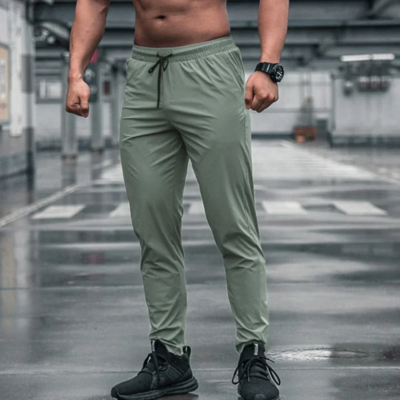 High Quality Men Running Fitness Sweatpants Male Casual Outdoor Training Sport Long Pants Jogging Workout Trousers Bodybuilding
High Quality Men Running Fitness Sweatpants Male Casual Outdoor Training Sport Long Pants Jogging Workout Trousers Bodybuilding