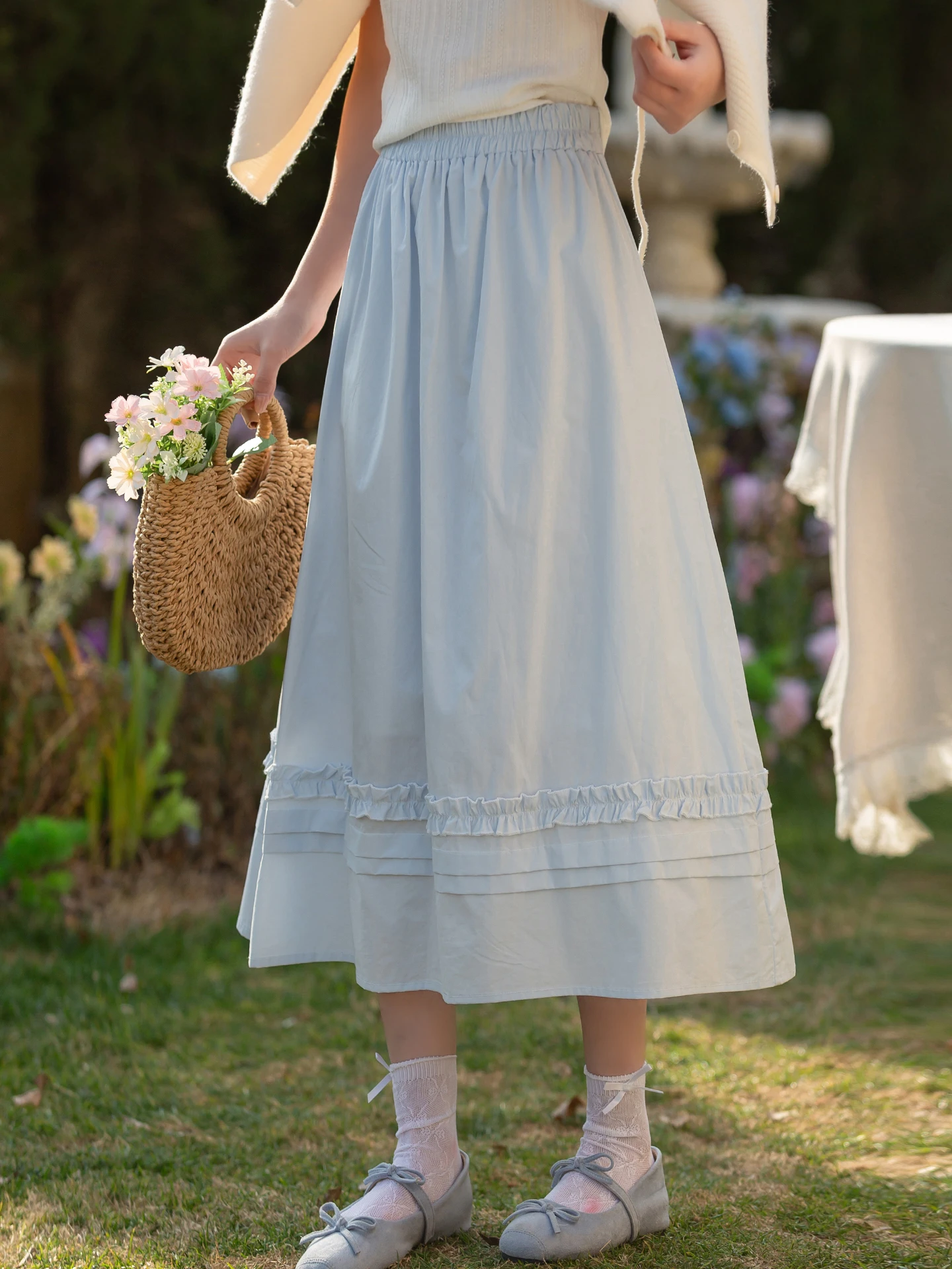 Женская юбка миди А-силуэта с высокой талией, из чистого хлопка, с кружевной отделкой, синим цветочным принтом, повседневная, для работы и отдыха, весна-лето, модная, стильная
Женская юбка миди А-силуэта с высокой талией, из чистого хлопка, с кружевной отделкой, синим цветочным принтом, повседневная, для работы и отдыха, весна-лето, модная, стильная