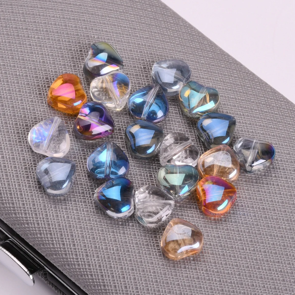 20pcs Small Heart Shape 8mm Colorful Plated Crystal Glass Loose Beads For Jewelry Making DIY Crafts Findings
20pcs Small Heart Shape 8mm Colorful Plated Crystal Glass Loose Beads For Jewelry Making DIY Crafts Findings