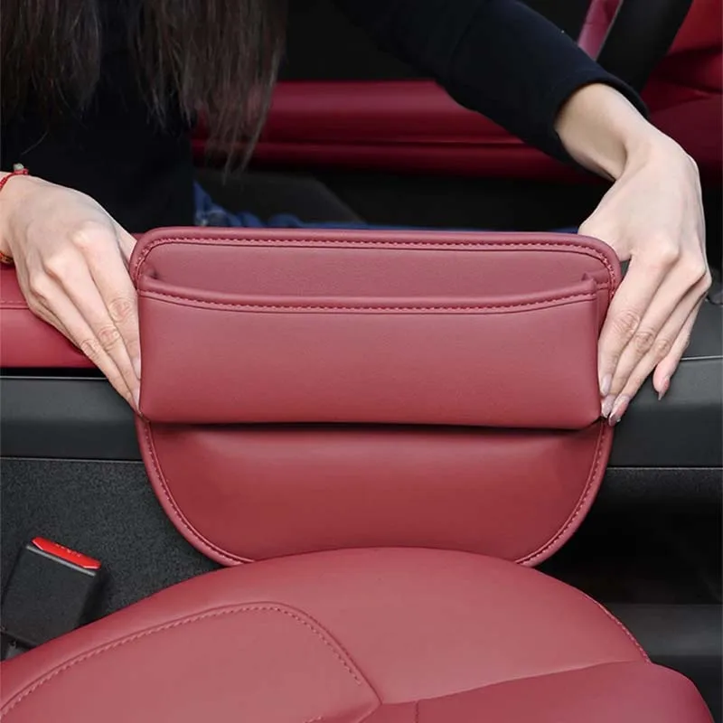 Car Front Seat Gap Storage Box PU Leather Simple Space-saving Storage Box Auto Console Side Pocket Cup Key Phone Holder
Car Front Seat Gap Storage Box PU Leather Simple Space-saving Storage Box Auto Console Side Pocket Cup Key Phone Holder