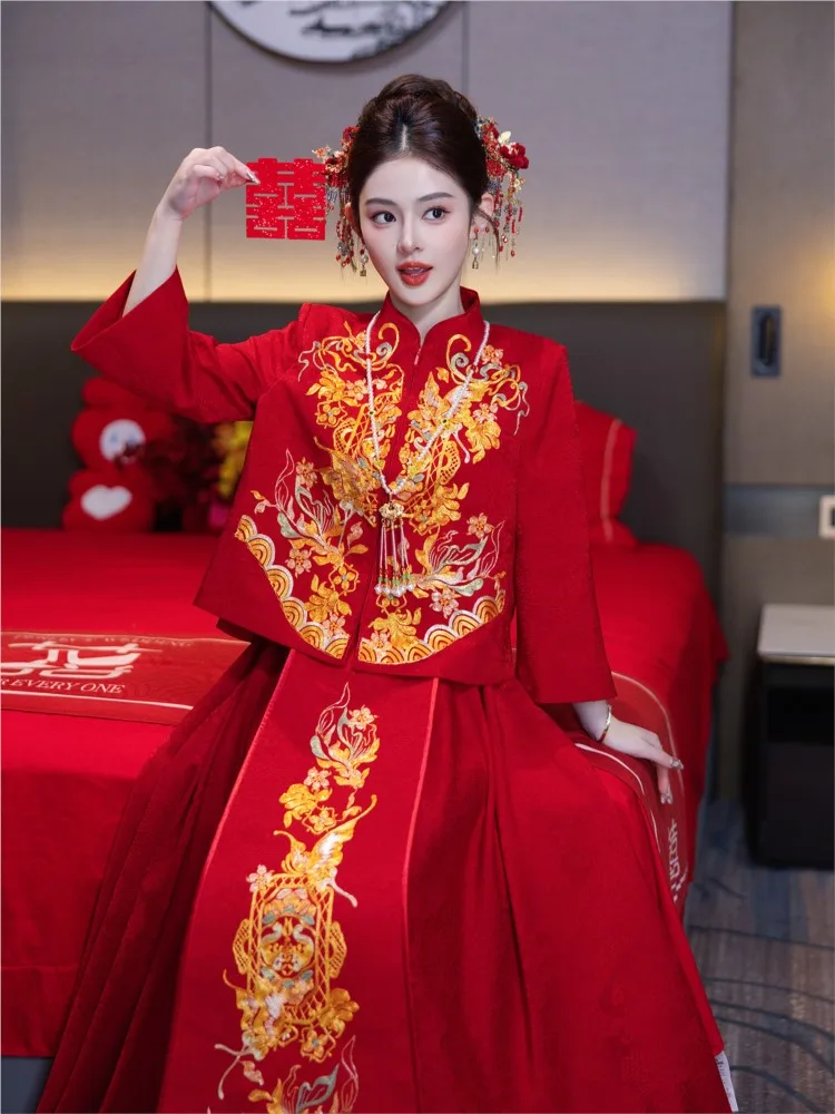 New Chinese-style wedding attire dress banquet toasting for women
New Chinese-style wedding attire dress banquet toasting for women