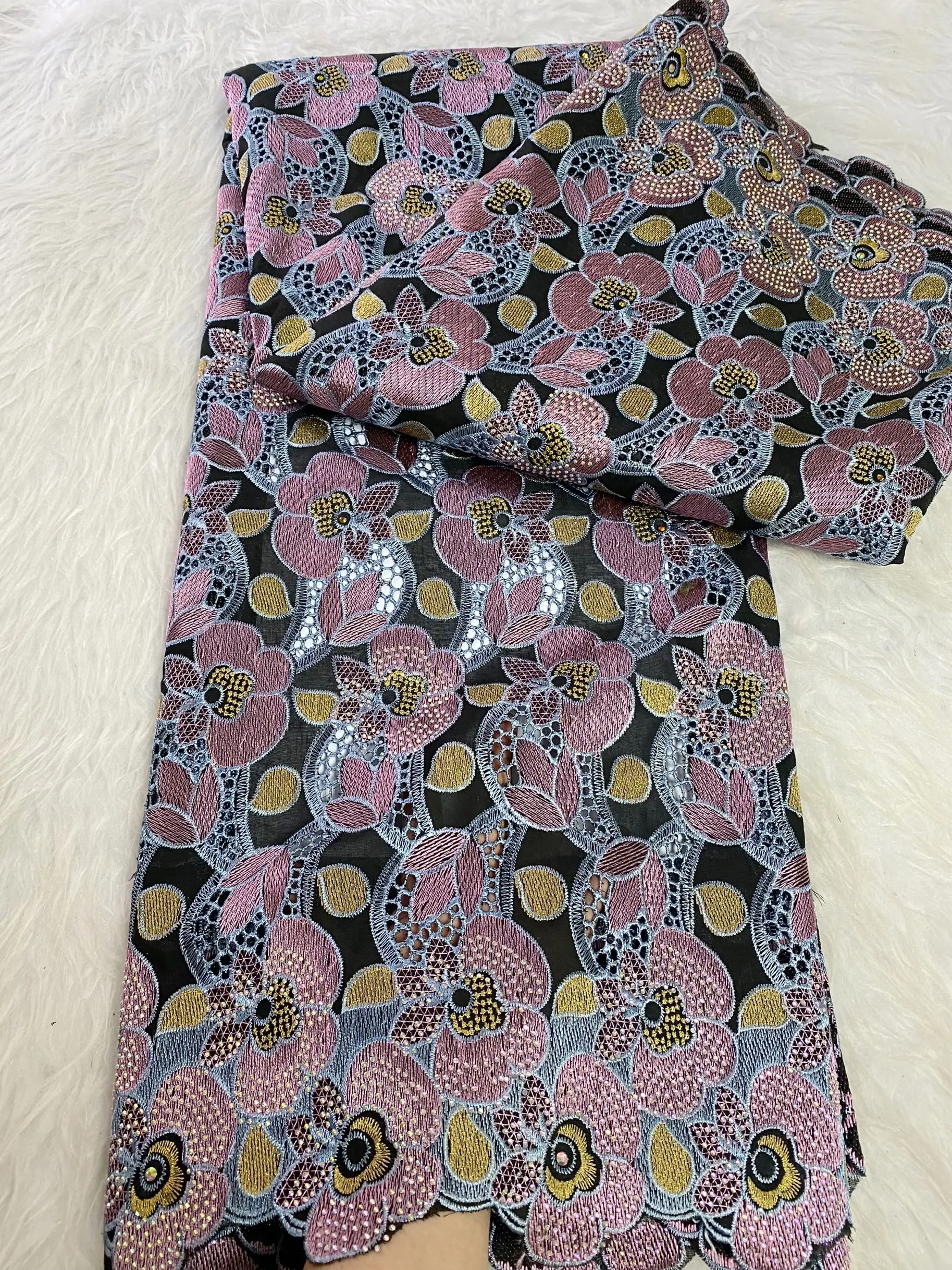 African Cotton Rhinestone Lace Fabric,Wedding Dresses,Embroidery Tulle,Fabrics By The Meter,High Quality,2025 Nigerian 5 Yards
African Cotton Rhinestone Lace Fabric,Wedding Dresses,Embroidery Tulle,Fabrics By The Meter,High Quality,2025 Nigerian 5 Yards
