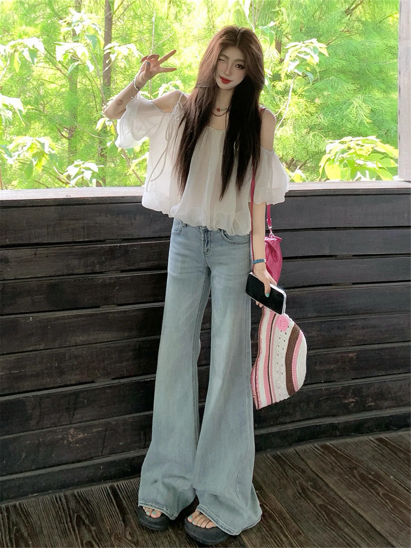 Extended Length High Waist Wide Leg Jeans Women Loose Drapey Comfortable Loose Fit Casual Summer Jeans Deep Blue Color
Extended Length High Waist Wide Leg Jeans Women Loose Drapey Comfortable Loose Fit Casual Summer Jeans Deep Blue Color