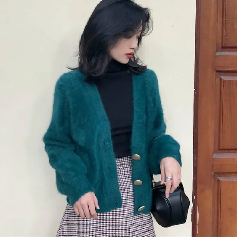 Sweaters Women Elegant Chic Fall Winter Holiday Solid Simple Vintage Ladies Cropped Cardigans Single Breasted Ins Femme Knitwear
Sweaters Women Elegant Chic Fall Winter Holiday Solid Simple Vintage Ladies Cropped Cardigans Single Breasted Ins Femme Knitwear