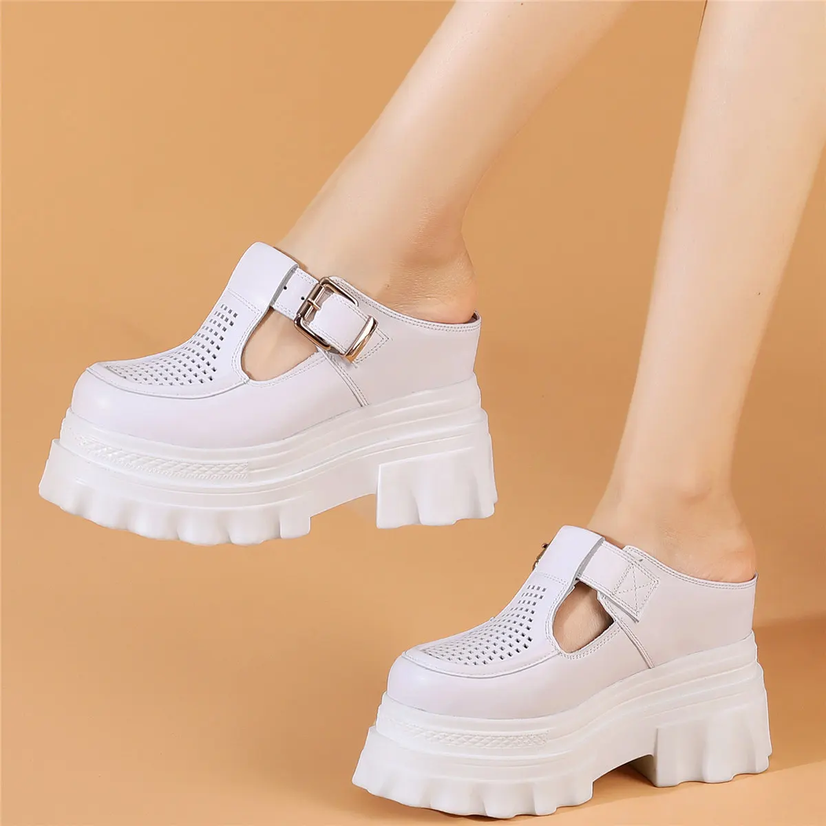 Slip On Fashion Sneakers Women Genuine Leather High Heel Slippers Female Round Toe Gladiator Sandals Wedges Platform Pumps Shoes
Slip On Fashion Sneakers Women Genuine Leather High Heel Slippers Female Round Toe Gladiator Sandals Wedges Platform Pumps Shoes