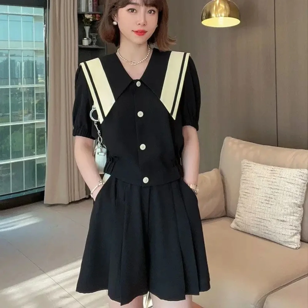 Party Female Shorts Baggy Work Wear Korean Style New Coordinated Matching Products Women's Short Sets 2 Pieces Chic and Elegant
Party Female Shorts Baggy Work Wear Korean Style New Coordinated Matching Products Women's Short Sets 2 Pieces Chic and Elegant