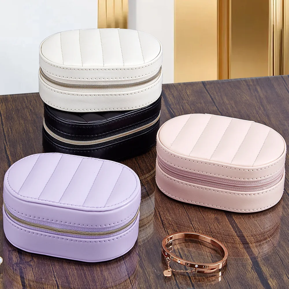 Mutihome 2026 European Princess Leather Striped Jewelry Box Portable Travel Earring Necklace Ring Earring Earring Storage Box
Mutihome 2026 European Princess Leather Striped Jewelry Box Portable Travel Earring Necklace Ring Earring Earring Storage Box