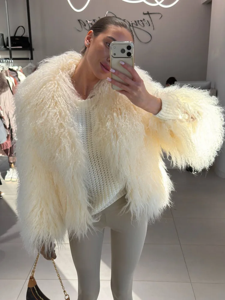 DFDG Women’s 2025 Designer Faux Fur Coat Spring Autumn Elegant Lapel Button Front Fluffy Plush Trench Casual Long Sleeve Coat
DFDG Women’s 2025 Designer Faux Fur Coat Spring Autumn Elegant Lapel Button Front Fluffy Plush Trench Casual Long Sleeve Coat