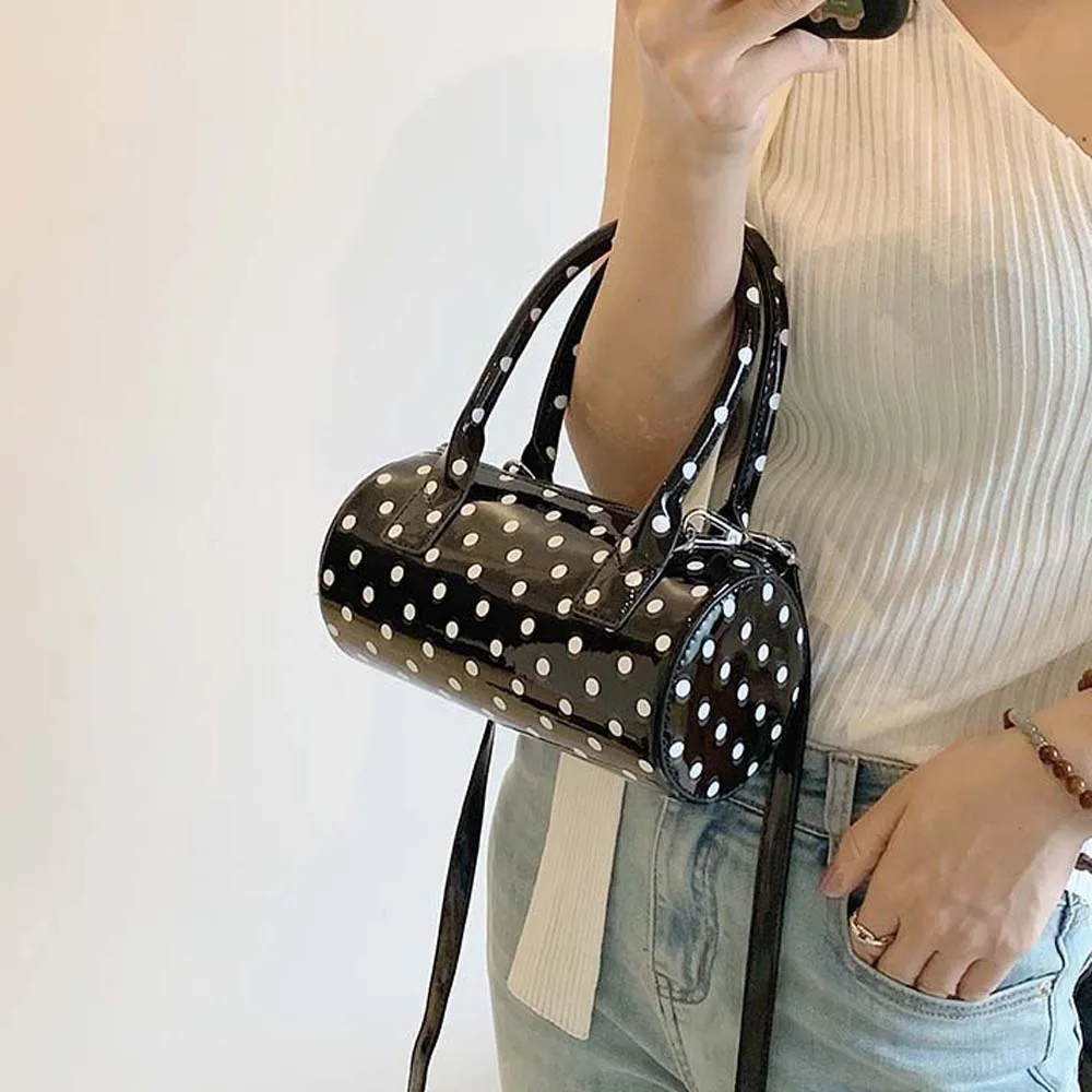 Polyester Polka Dot Cylindrical Bag Korean Style Anti-Splash Water Spicy Girl Handbag Contrast Color Large Capacity
Polyester Polka Dot Cylindrical Bag Korean Style Anti-Splash Water Spicy Girl Handbag Contrast Color Large Capacity