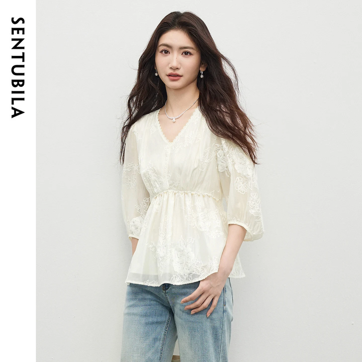 SENTUBILA Women's Lyocell Chiffon Blouse Elegant Lace Patch V Neck Embroidery Elastic Waist 3/4 Balloon Sleeve Shirt Q61VA5860
SENTUBILA Women's Lyocell Chiffon Blouse Elegant Lace Patch V Neck Embroidery Elastic Waist 3/4 Balloon Sleeve Shirt Q61VA5860