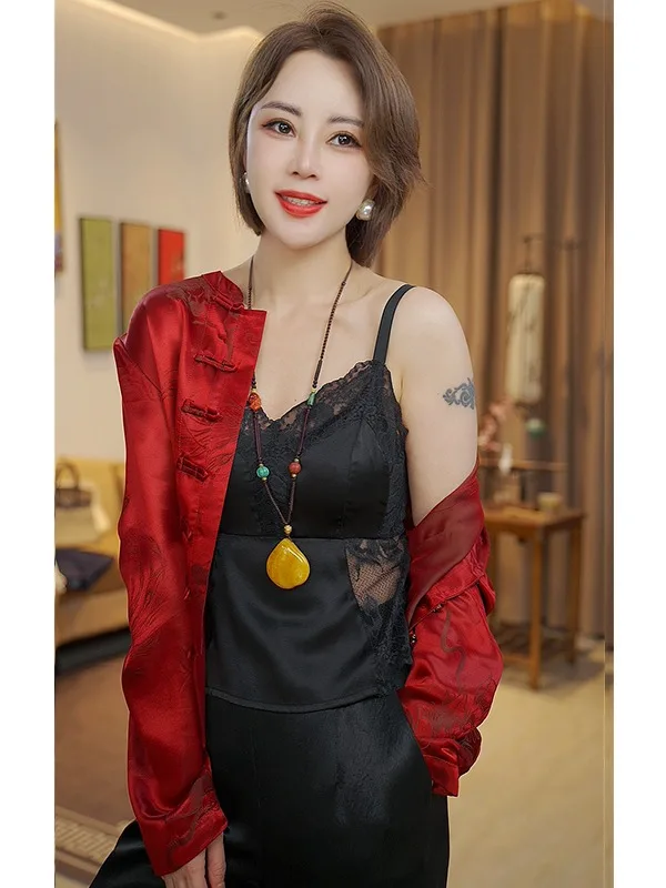 Шелковый кружевной атласный цельный легкий дышащий женский топ-майка без бретелек, удобный для повседневной носки, модный женский стиль
Шелковый кружевной атласный цельный легкий дышащий женский топ-майка без бретелек, удобный для повседневной носки, модный женский стиль