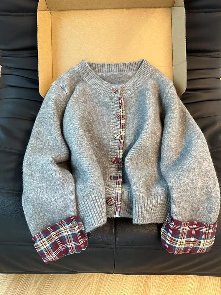Korean Patchwork Knitted Cardigan Women Autumn Plaid Stitching Casual Crop Sweater Y2K Loose Single Breasted Casual Jumpers New
Korean Patchwork Knitted Cardigan Women Autumn Plaid Stitching Casual Crop Sweater Y2K Loose Single Breasted Casual Jumpers New