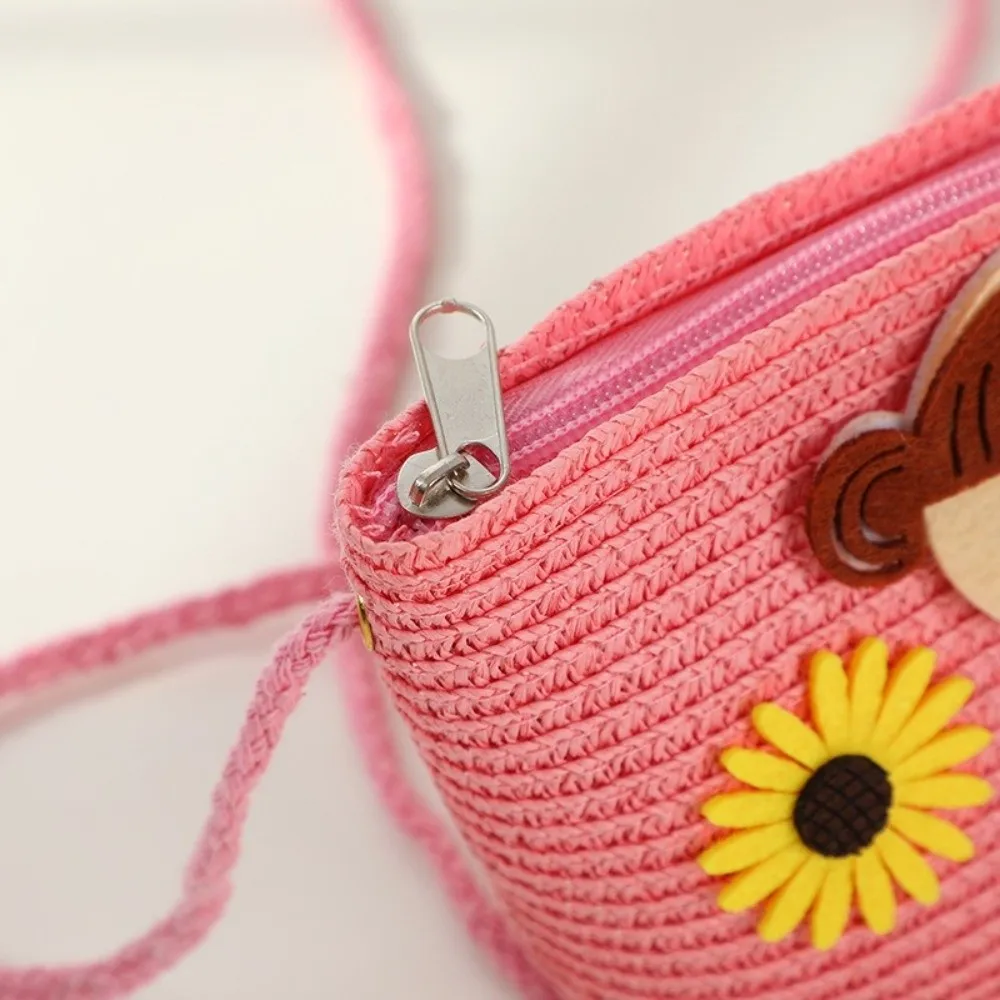 Creative Handmade Woven Straw Shoulder Bags Flower Lightweight Crossbody Bag Cute Beach Bag for Children
Creative Handmade Woven Straw Shoulder Bags Flower Lightweight Crossbody Bag Cute Beach Bag for Children