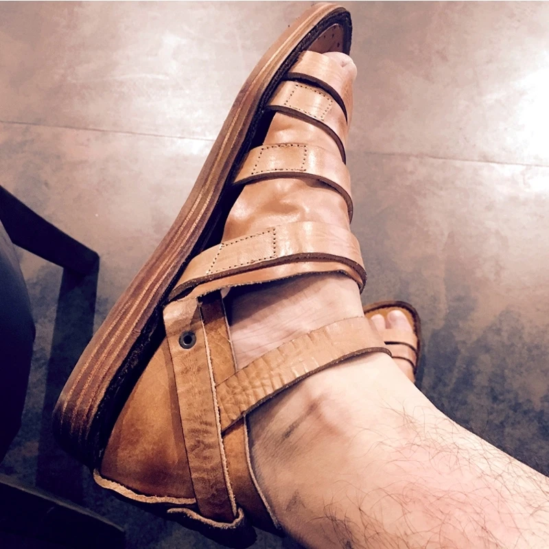 Original Designer Luxury Gladiator Rome Genuine Leather Unisex Open Toe Personalized Summer Beach Sandals
Original Designer Luxury Gladiator Rome Genuine Leather Unisex Open Toe Personalized Summer Beach Sandals