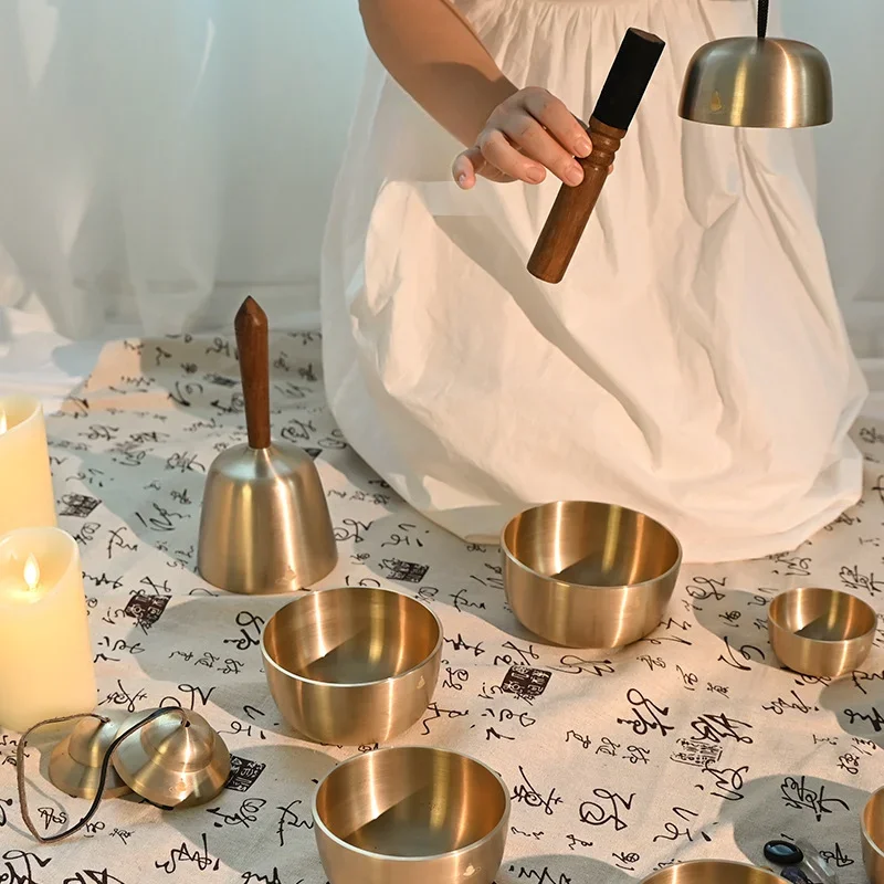 Hand-held Awakening Singing Bowl Healing Meditation Bronze Soli Buddha Sound Bowl Nepal Handmade Ornaments Musical Instrument
Hand-held Awakening Singing Bowl Healing Meditation Bronze Soli Buddha Sound Bowl Nepal Handmade Ornaments Musical Instrument