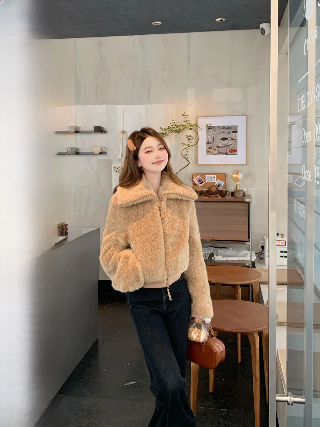 Женское зимнее пальто с высоким воротником и молнией, прямой крой, в японском стиле
Женское зимнее пальто с высоким воротником и молнией, прямой крой, в японском стиле