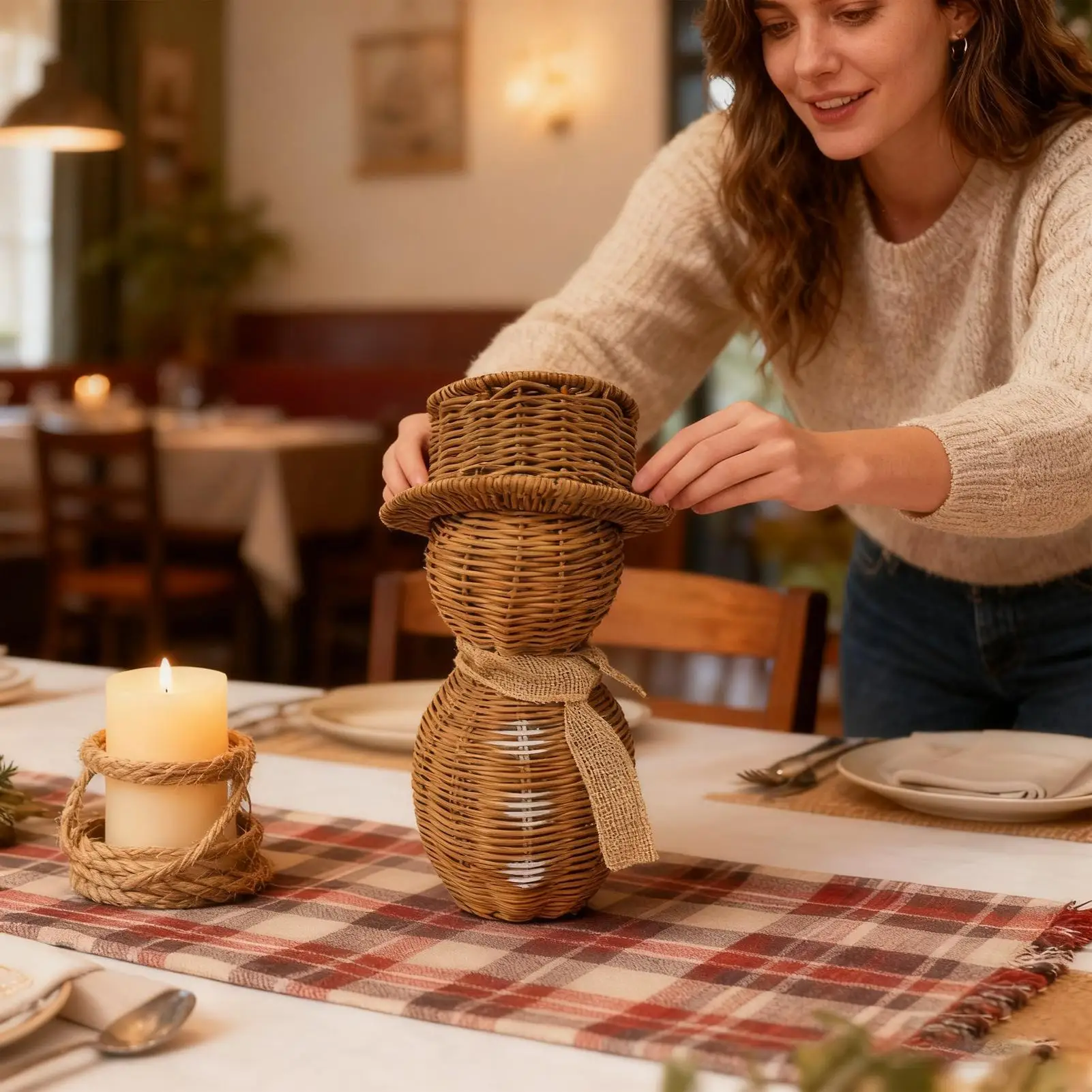 17-дюймовая искусственная имитация снеговика из ротанга, зимняя деревенская фигурка снеговика со шляпой, центральные украшения для стола в фермерском доме, Рождественский декор
17-дюймовая искусственная имитация снеговика из ротанга, зимняя деревенская фигурка снеговика со шляпой, центральные украшения для стола в фермерском доме, Рождественский декор