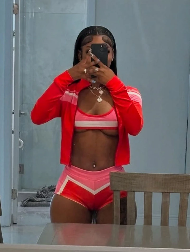STYLISH LADY Striped Printed Patchwork 2 Piece Set Women Biniki Set and Jacket Suits 2025 Summer Sexy Club Party Beach Outfits
STYLISH LADY Striped Printed Patchwork 2 Piece Set Women Biniki Set and Jacket Suits 2025 Summer Sexy Club Party Beach Outfits